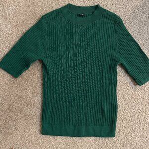 Green, ribbed, 100% wool tee shirt